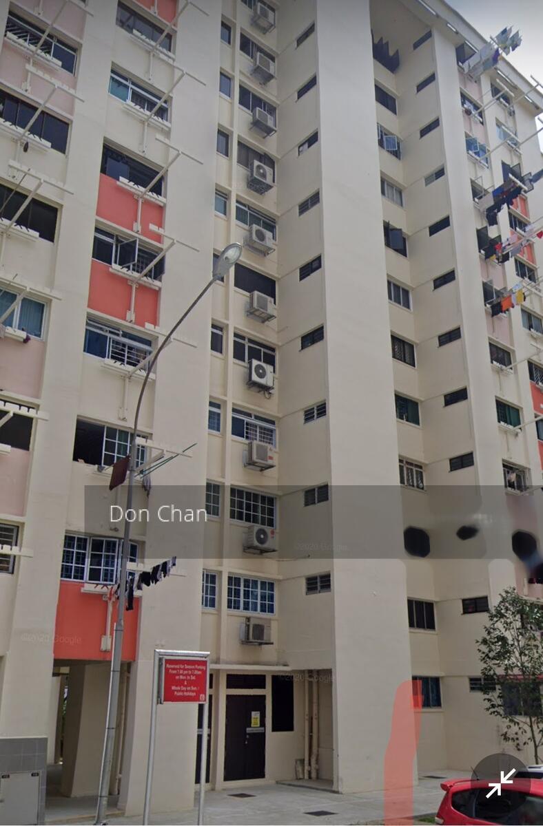Yishun Street 22 thumbnail photo